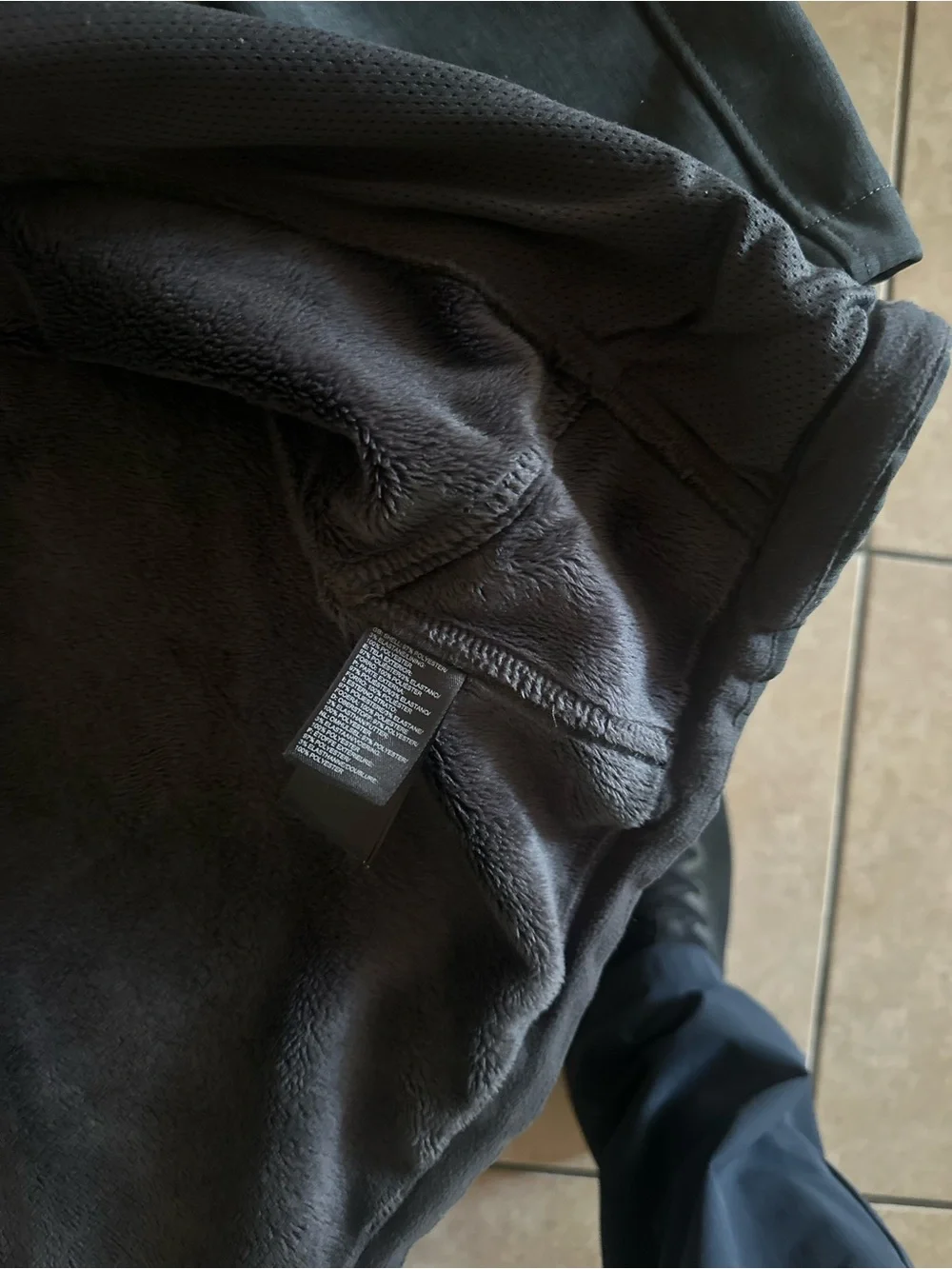 The North Face Men’s Full-Zip Softshell Fleece-Lined Jacket